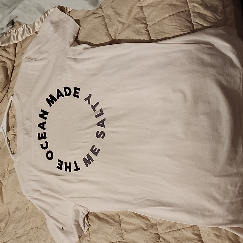 PINK The Ocean Made Me Salty Tee